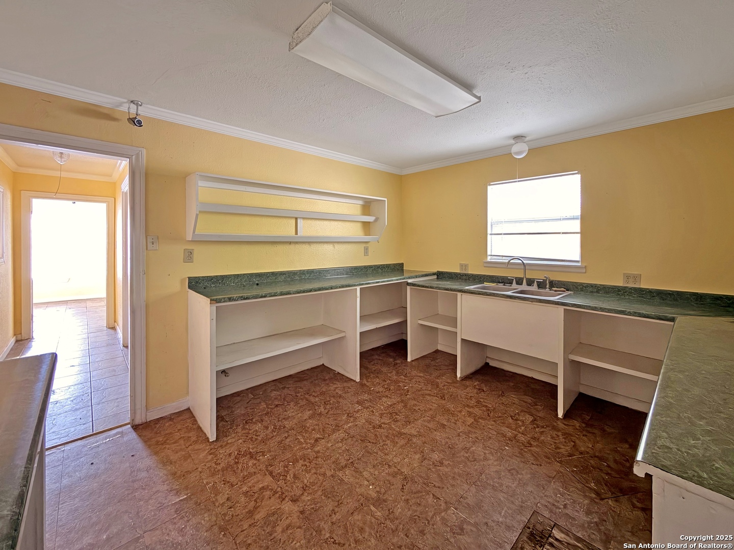 544 S Ww White San Antonio TX 78220