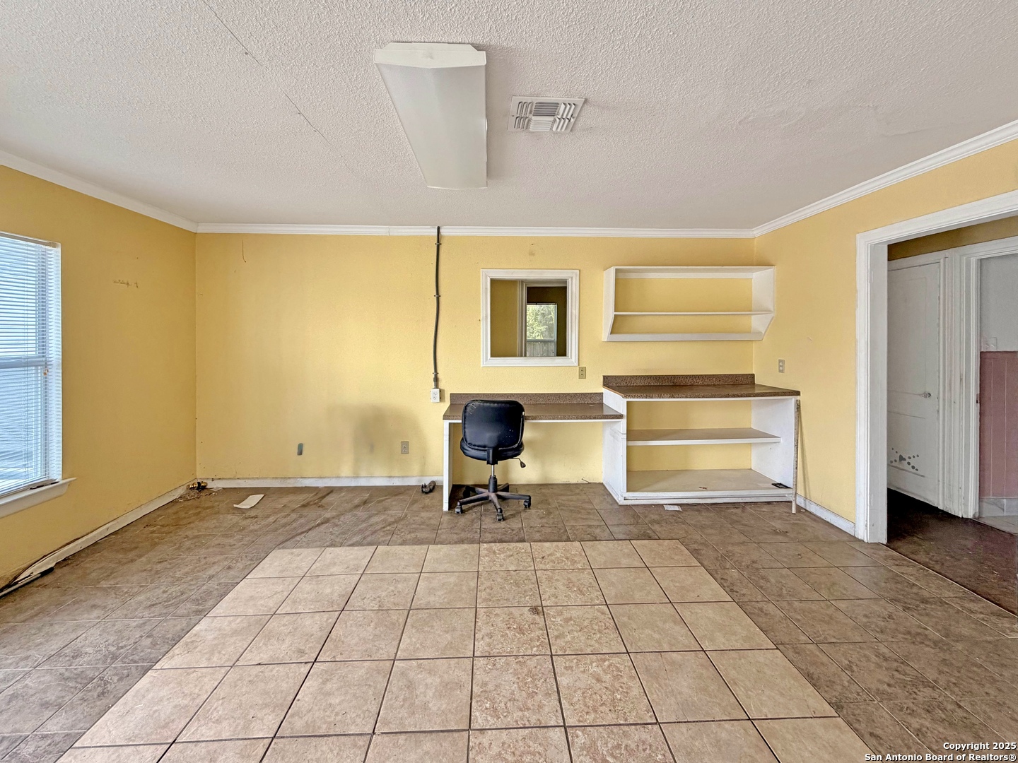 544 S Ww White San Antonio TX 78220