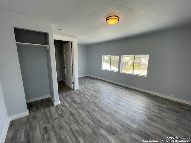 1607 N Pine Street San Antonio TX 78208