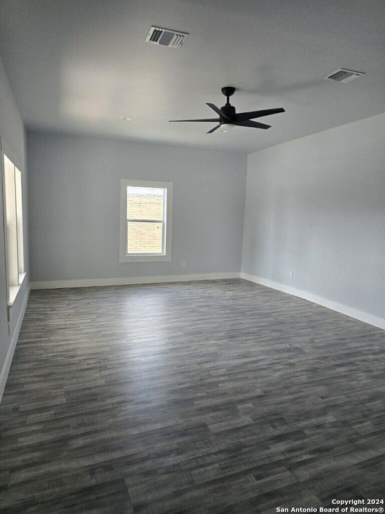 1607 N Pine Street San Antonio TX 78208