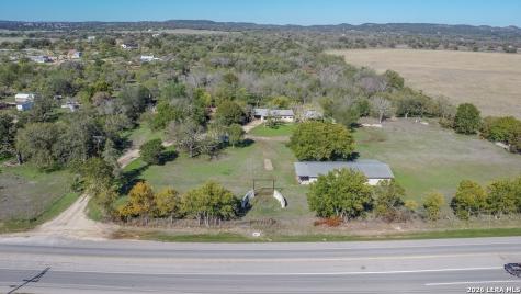6268 Highway 27 Kerrville TX 78028