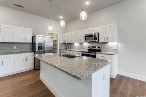 330 E Carson Street San Antonio TX 78208