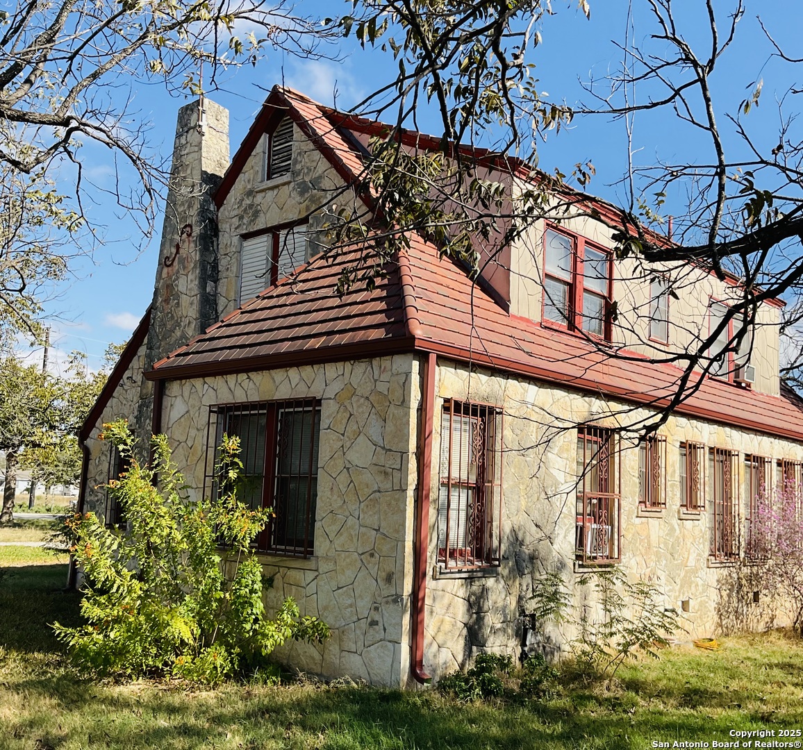 2940 Castroville San Antonio TX 78237