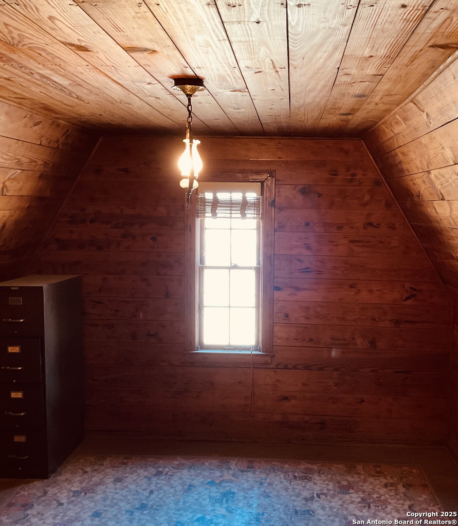 2940 Castroville San Antonio TX 78237