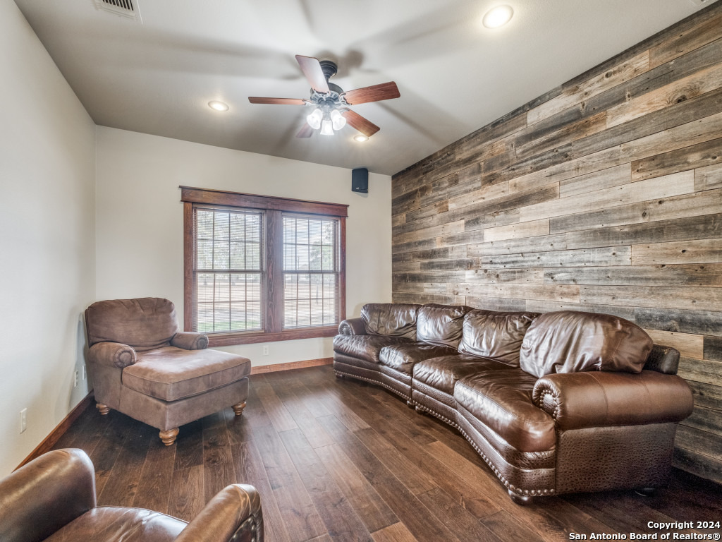 6 Old Fredericksburg Road Boerne TX 78015