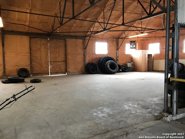 1119 S Oak Street Pearsall TX 78061