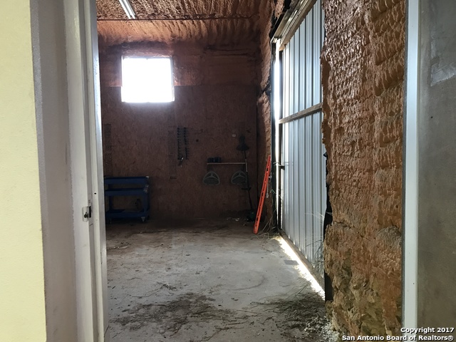 1119 S Oak Street Pearsall TX 78061