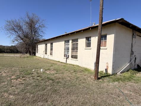 1302 Main Bandera TX 78003