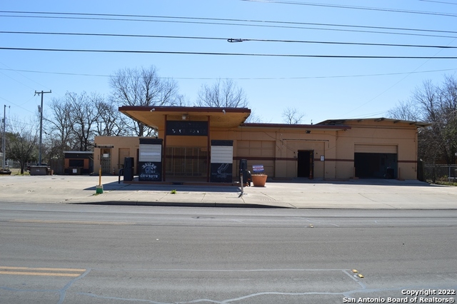 1850 E Houston Street San Antonio TX 78202