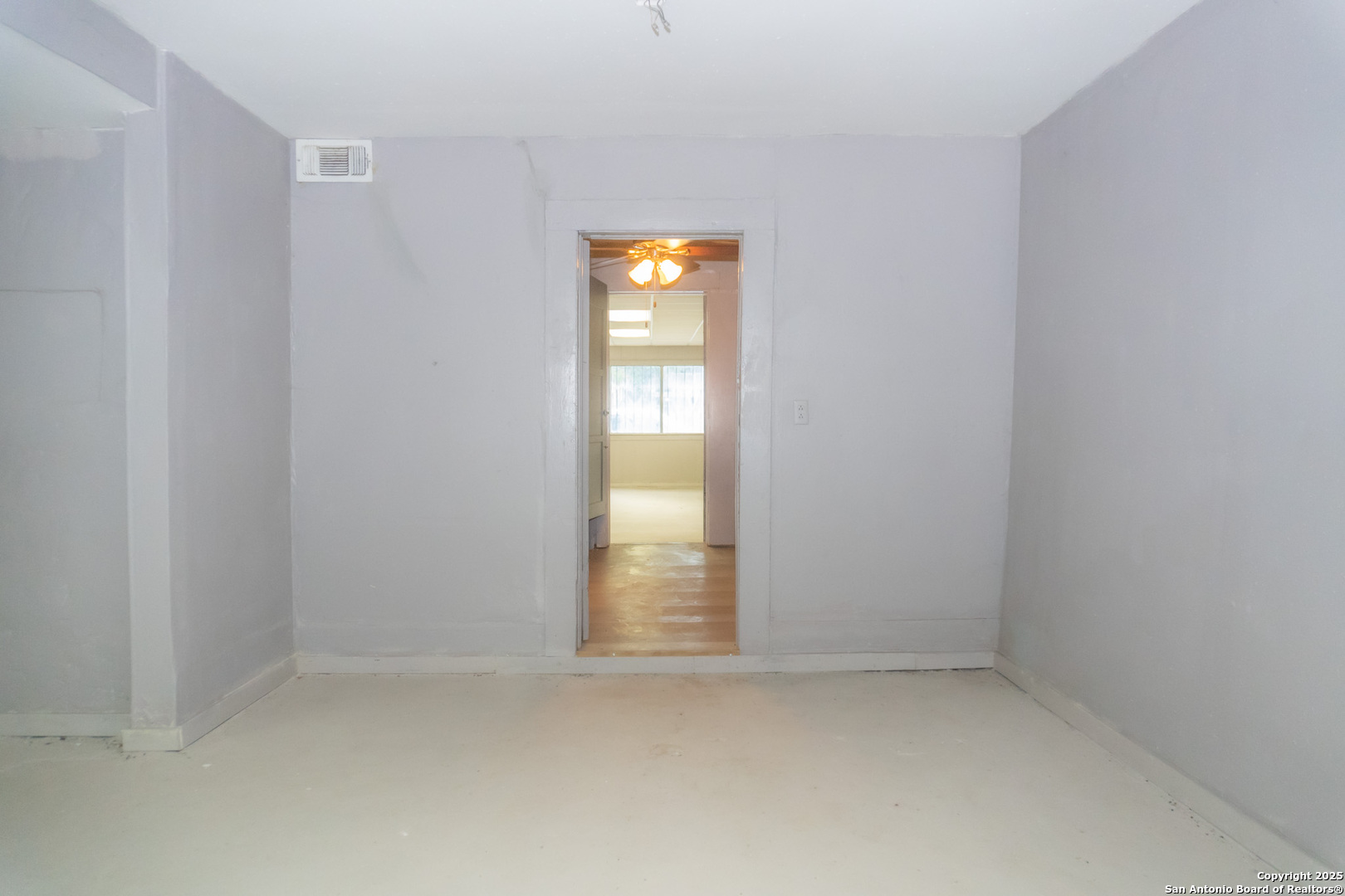 905 Ruiz San Antonio TX 78207