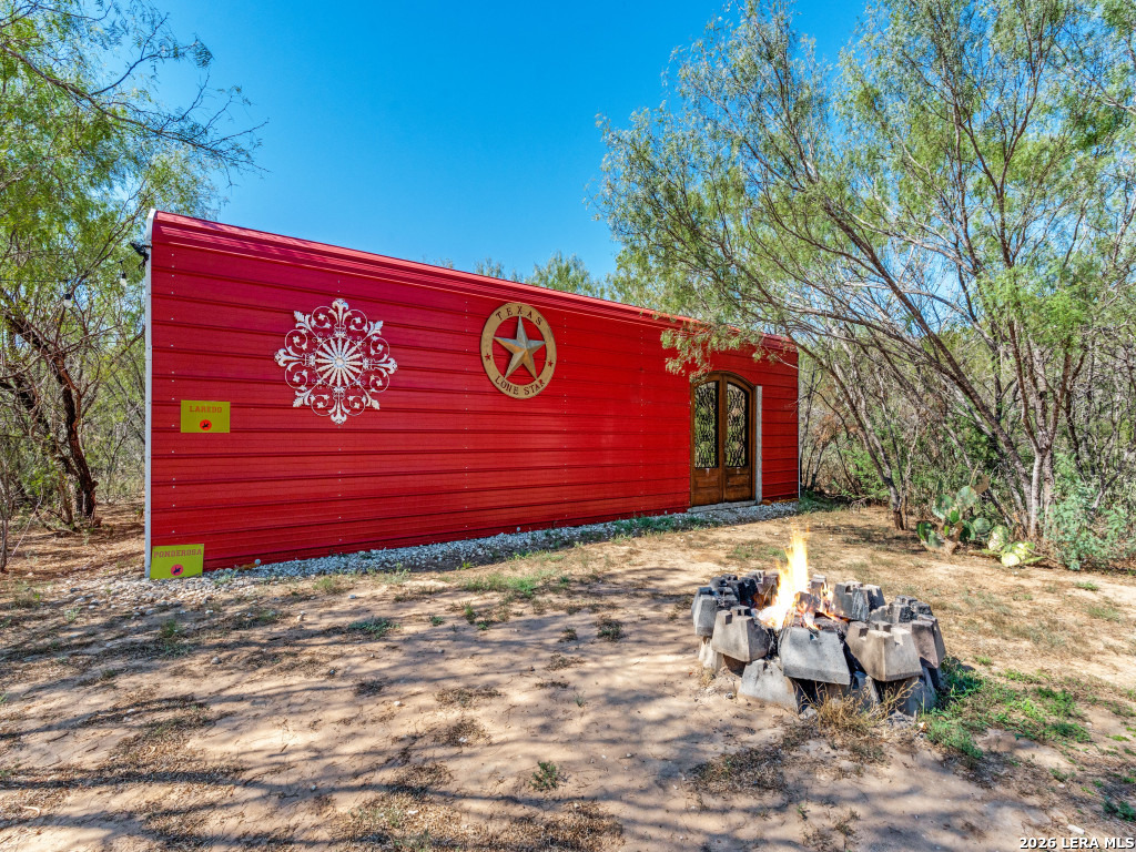 15725 N Interstate 35 Moore TX 78057