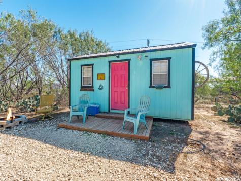 15725 N Interstate 35 Moore TX 78057