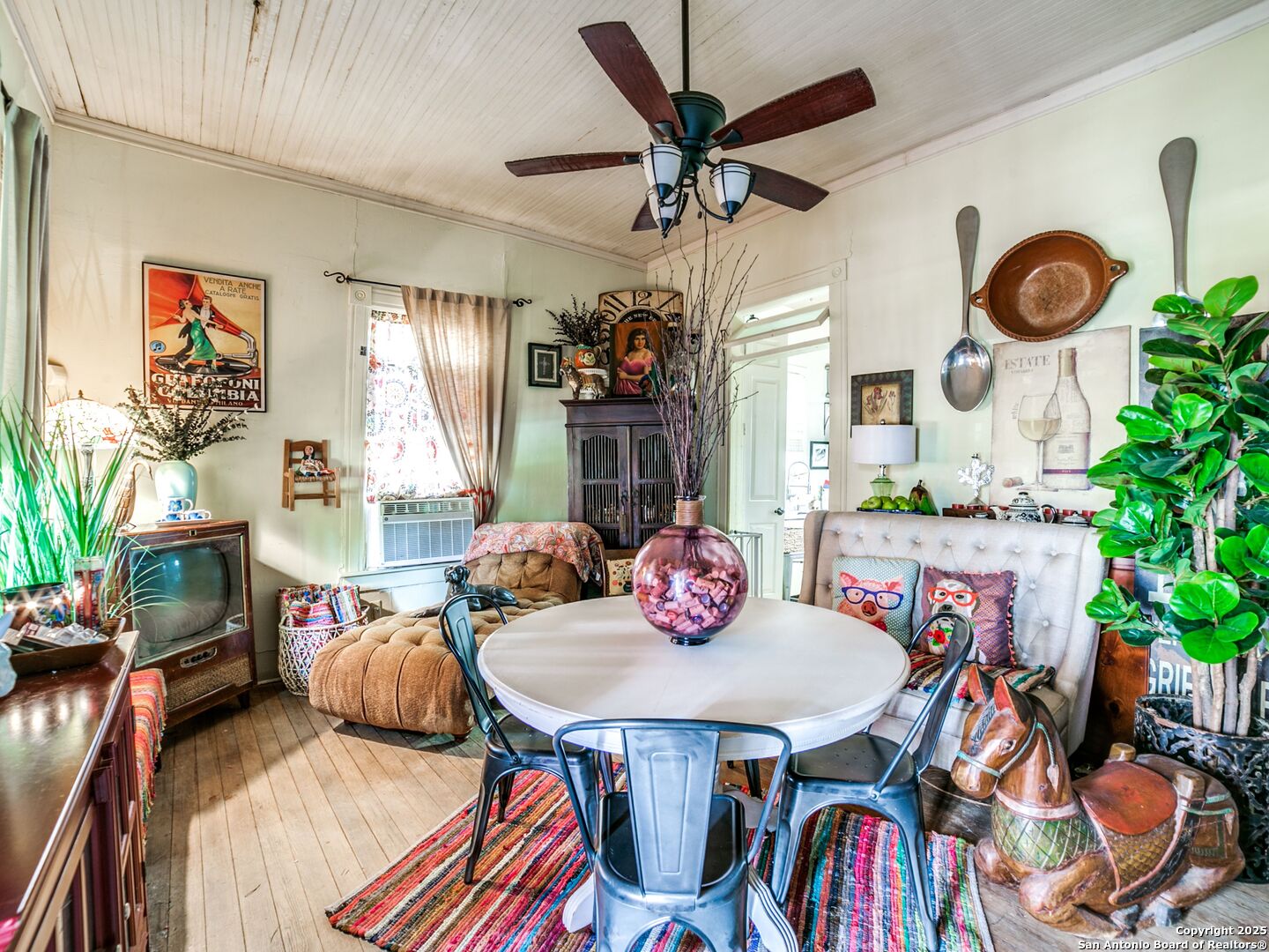 911 Camden Street San Antonio TX 78215