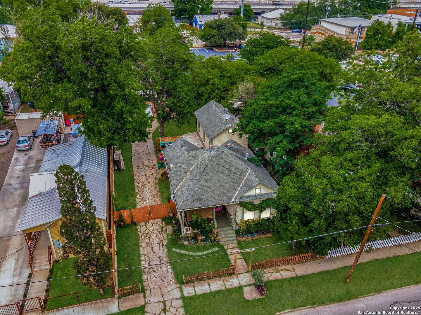 911 Camden Street San Antonio TX 78215