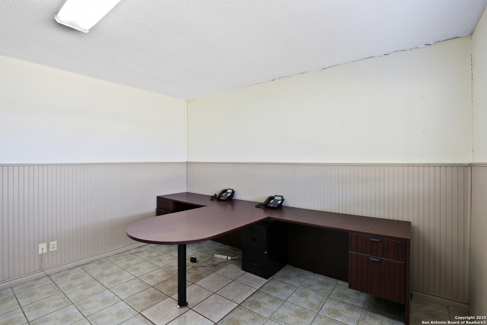 1212 10th Floresville TX 78114