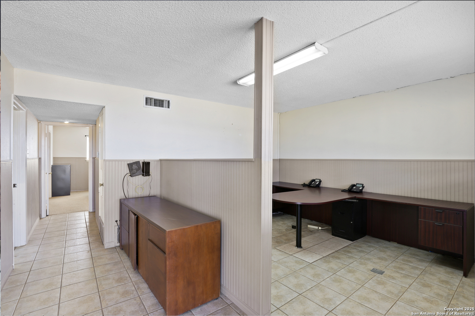 1212 10th Floresville TX 78114