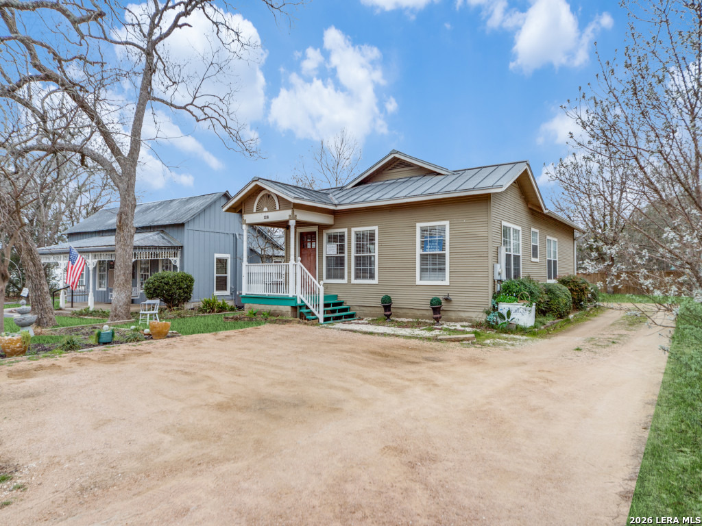 118 N Plant Boerne TX 78006