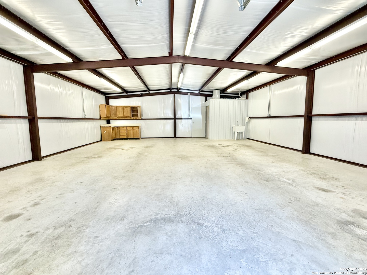 1906 Avenue T Hondo TX 78861