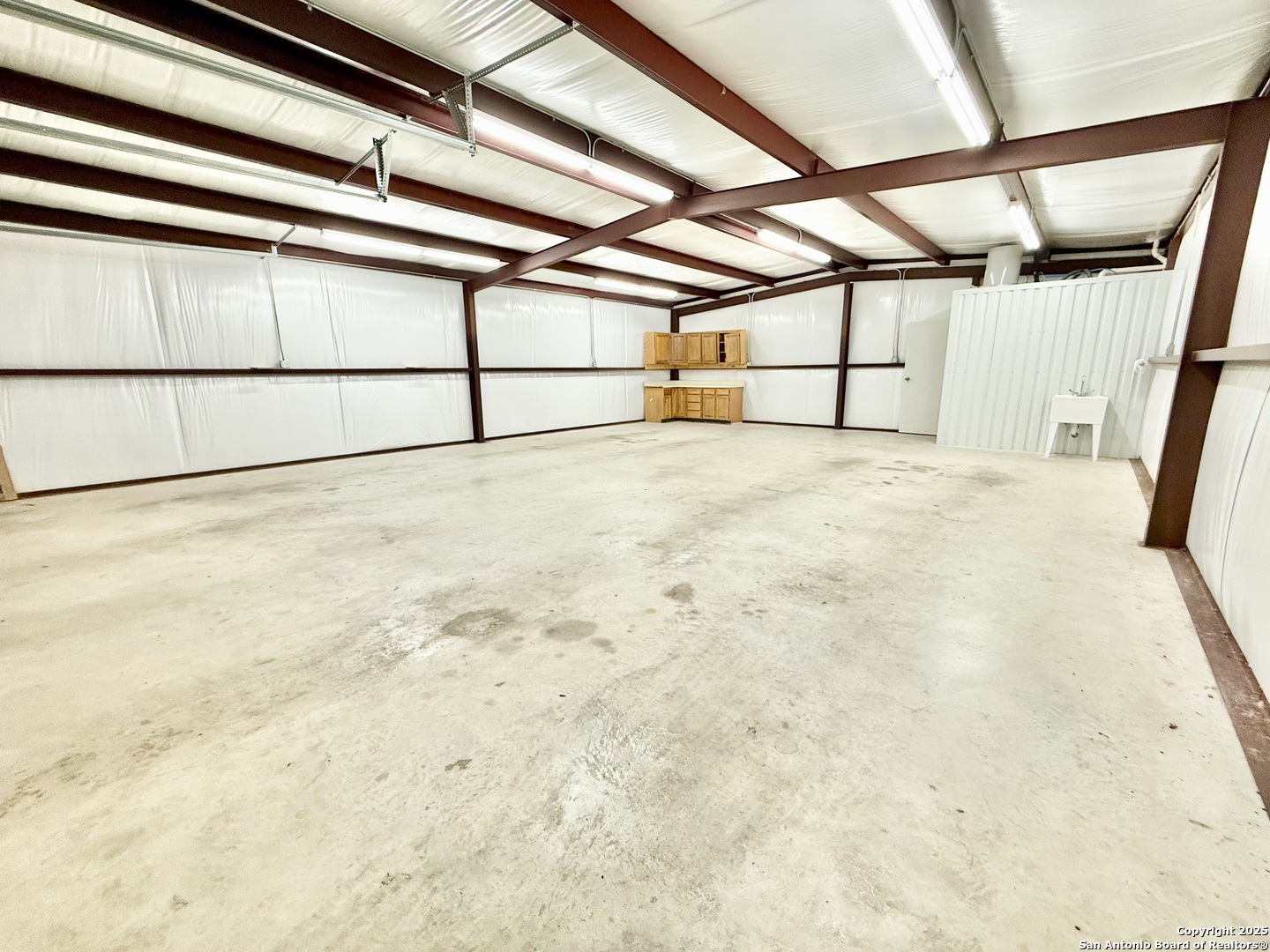 1906 Avenue T Hondo TX 78861