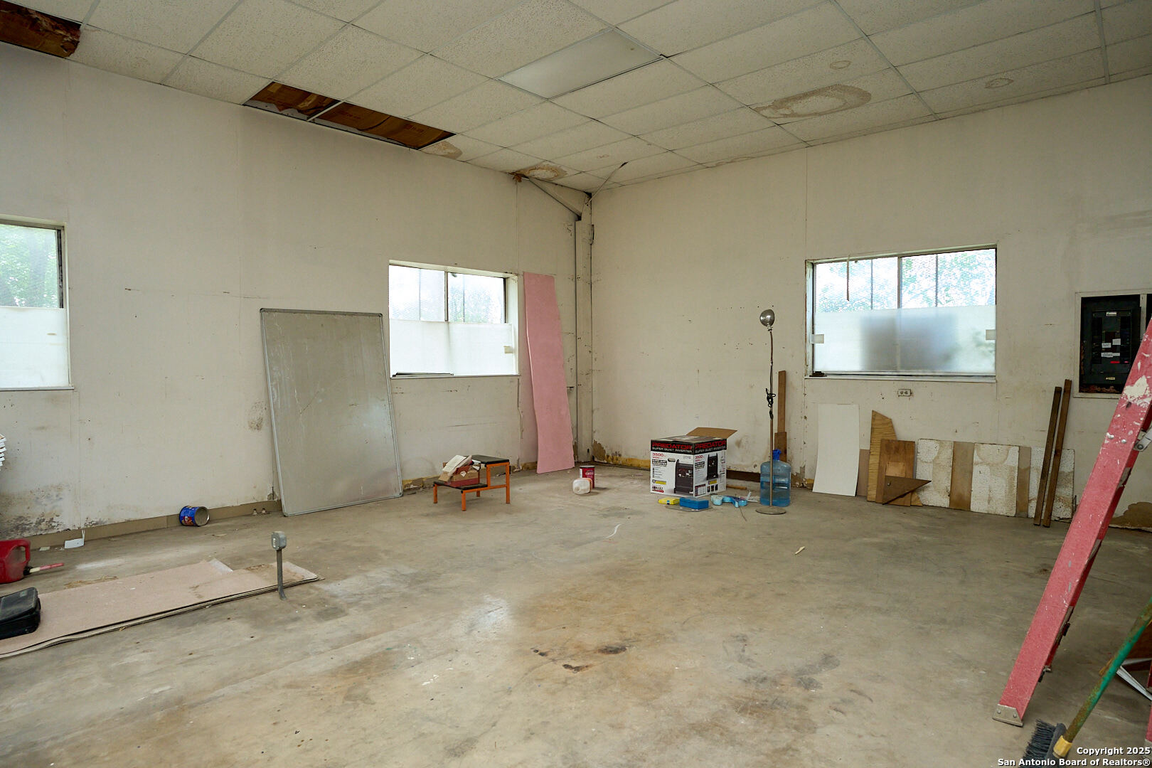 6812 Sawyer Leon Valley TX 78238