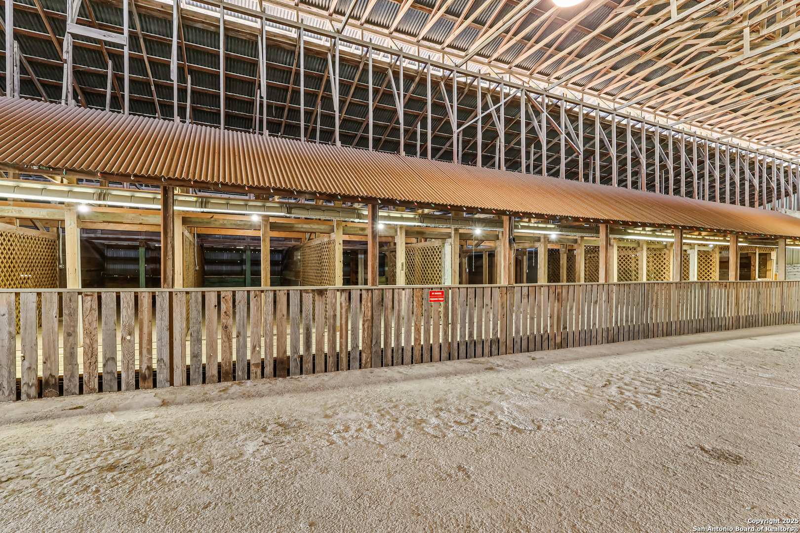 1001 D Floresville TX 78114