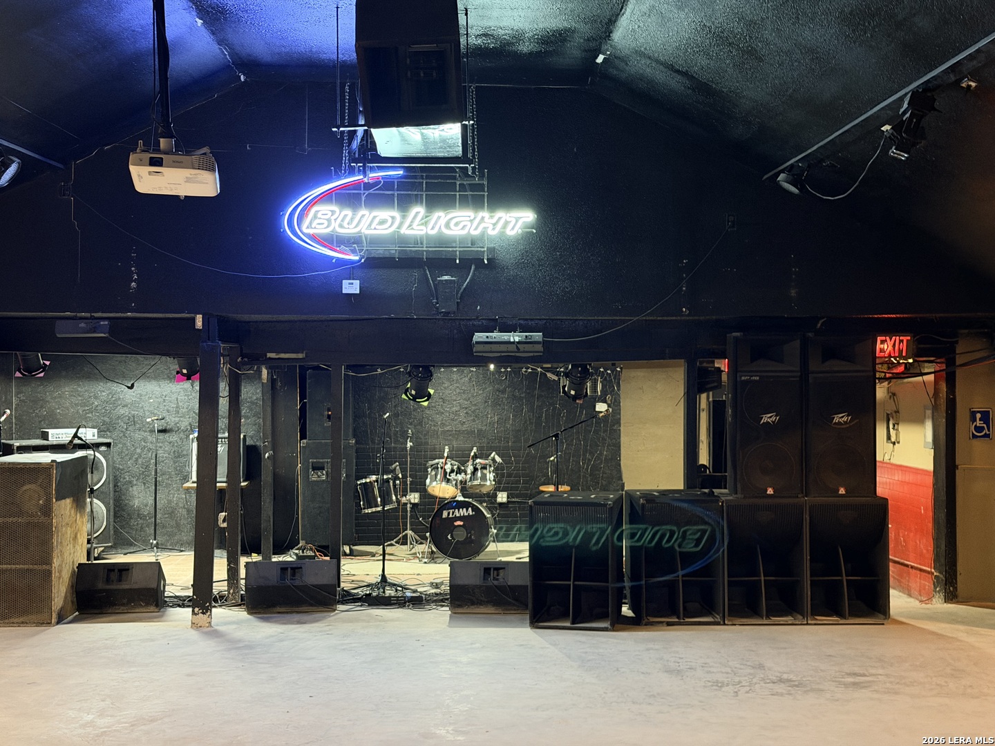 3239 W Commerce Street San Antonio TX 78207