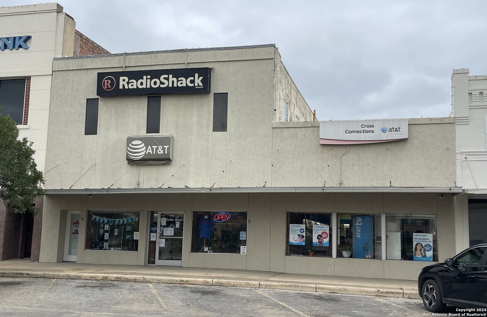 1110 18th Street Hondo TX 78861