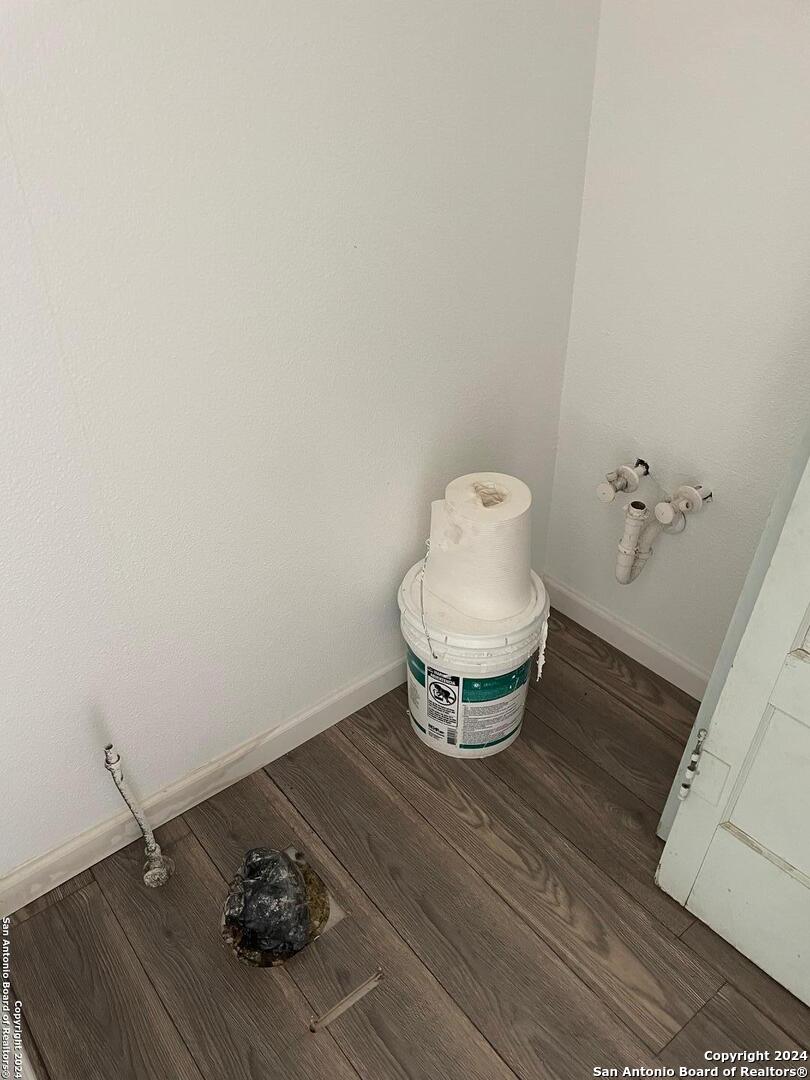 1110 18th Street Hondo TX 78861