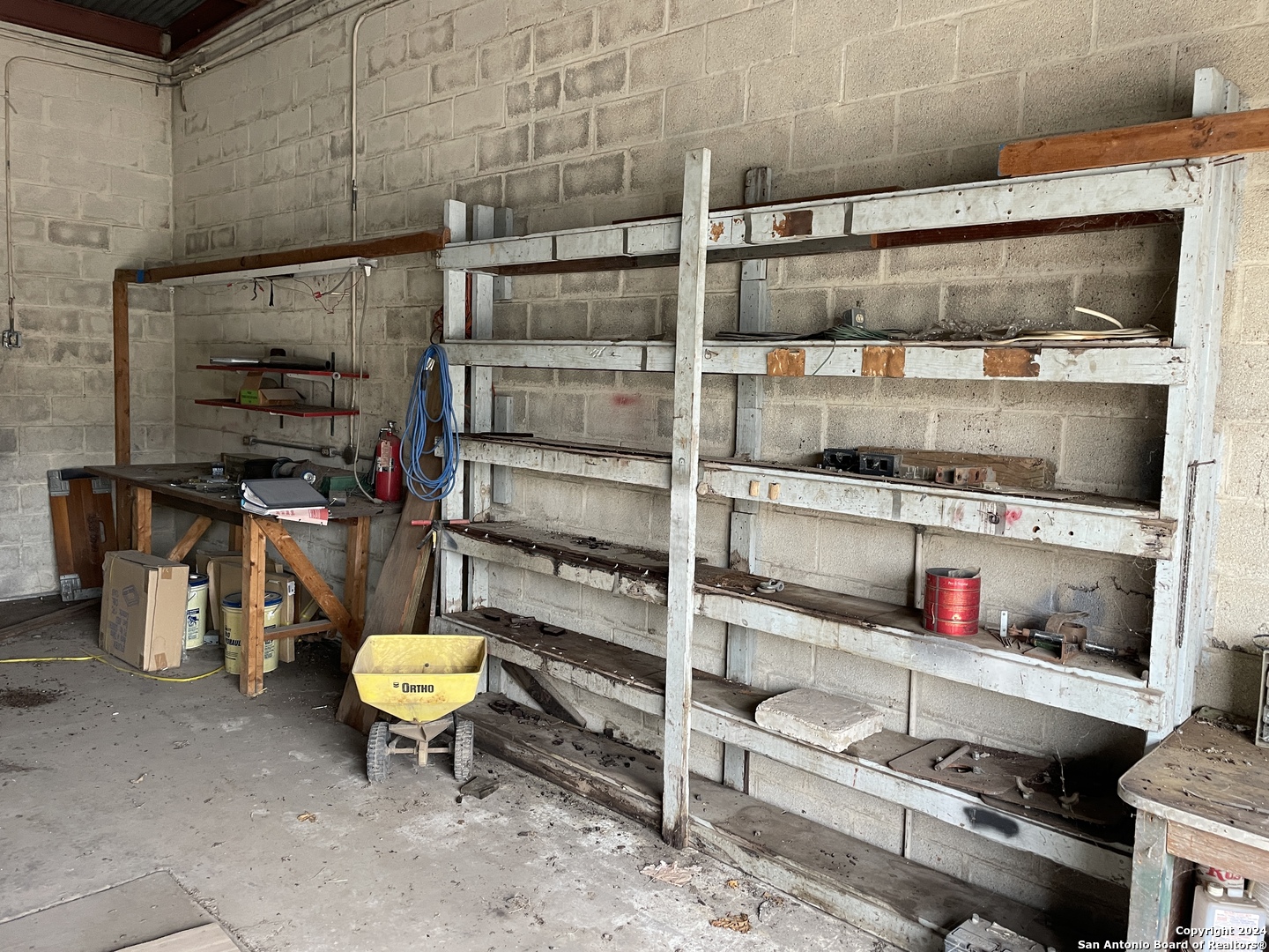 1110 18th Street Hondo TX 78861