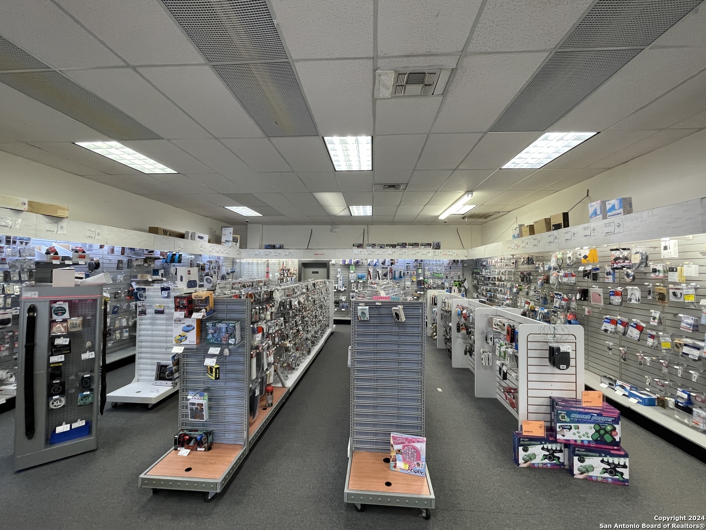 1110 18th Street Hondo TX 78861