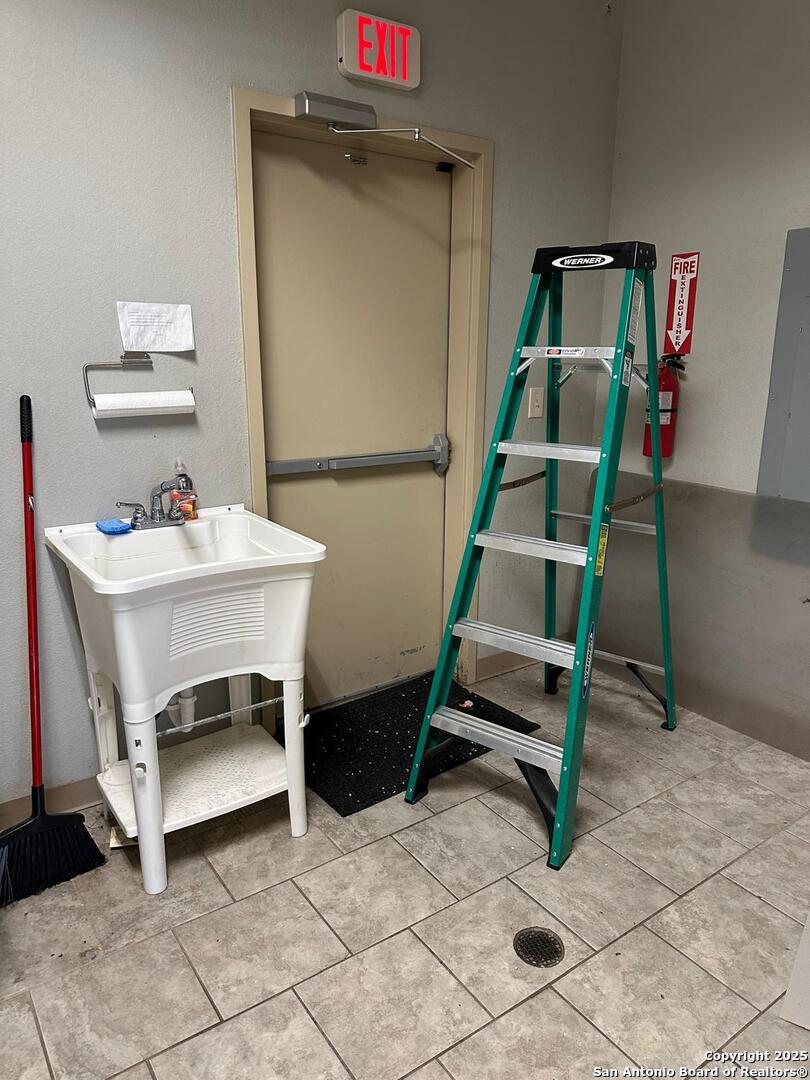 3520 S New Braunfels Bexar Co TX 78223