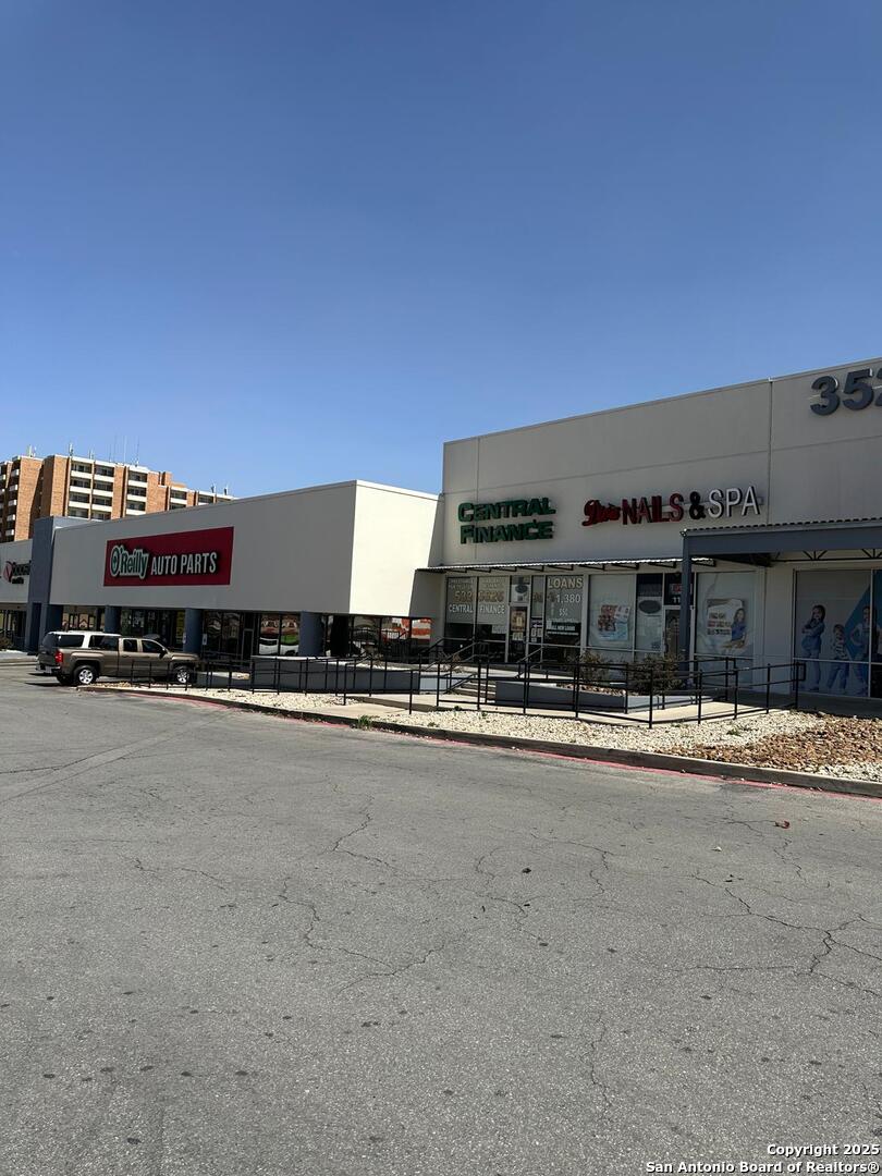 3520 S New Braunfels Bexar Co TX 78223