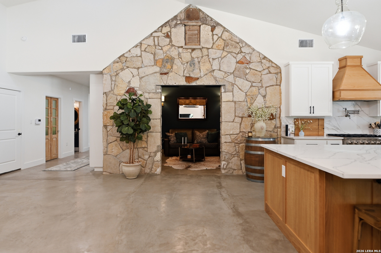 1668 Rocky Road Blanco TX 78606