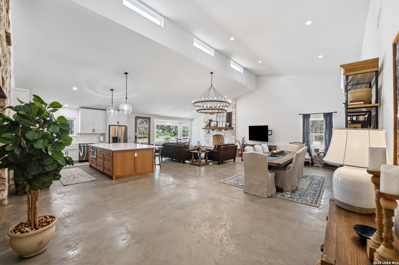 1668 Rocky Road Blanco TX 78606