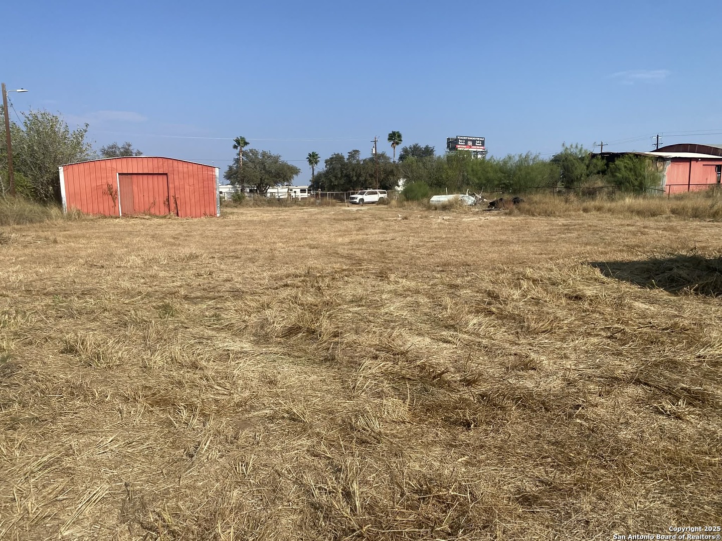 15650 Interstate Highway 35 Dilley TX 78017