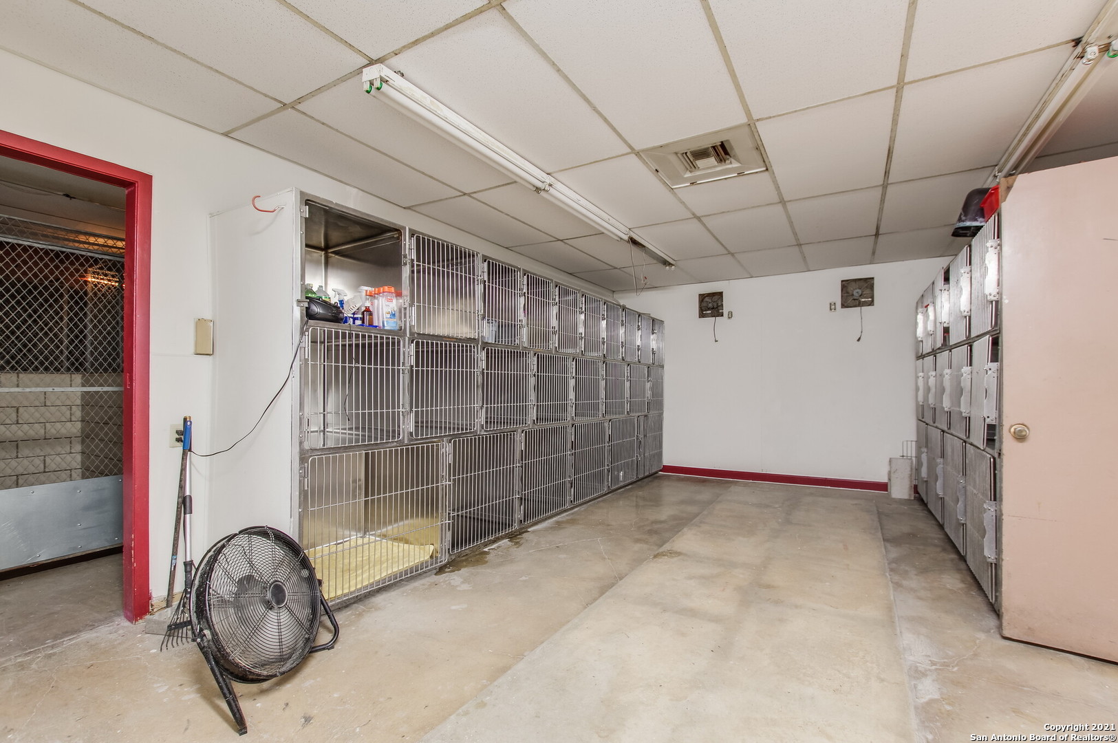 6240 Montgomery Windcrest TX 78239