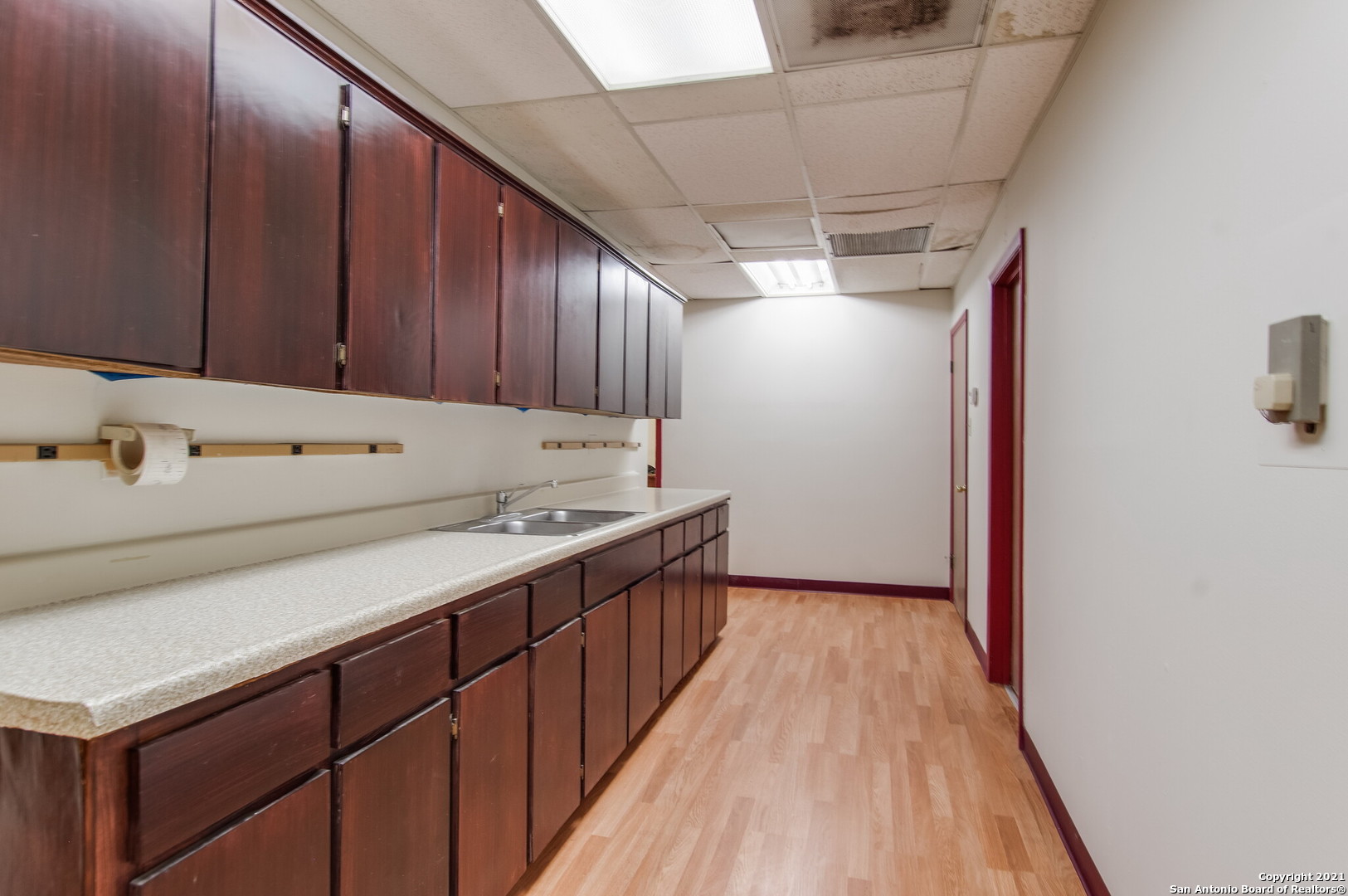 6240 Montgomery Windcrest TX 78239