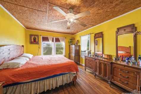 4455 Highway 27 Kerrville TX 78028