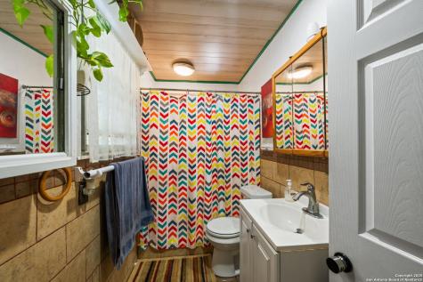 4455 Highway 27 Kerrville TX 78028
