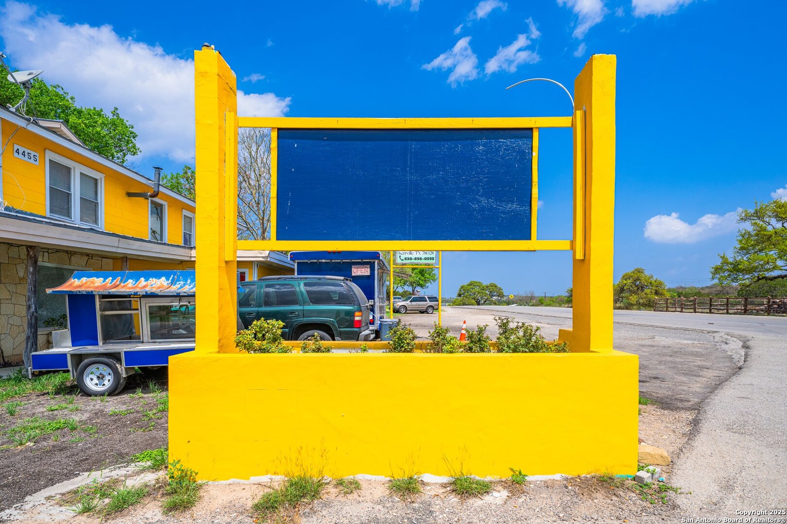 4455 Highway 27 Kerrville TX 78028