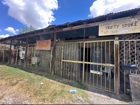 5310 S Flores San Antonio TX 78214