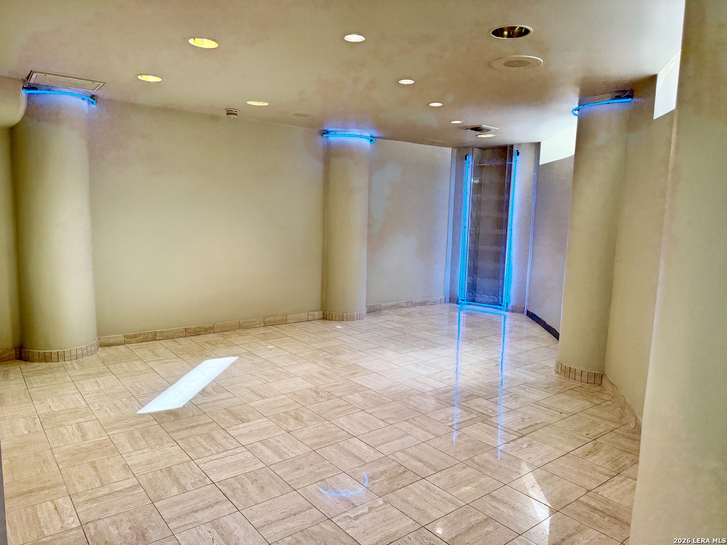 1020 Navarro San Antonio TX 78205