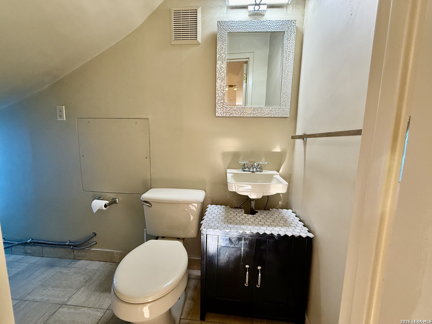 1020 Navarro San Antonio TX 78205