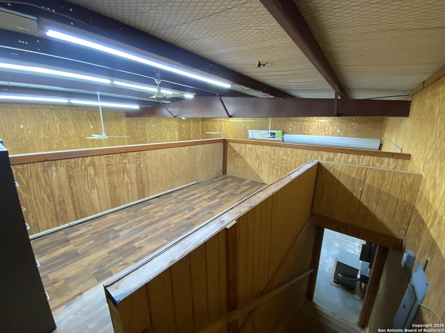 2677 Us Highway 83 Carrizo Springs TX 78834