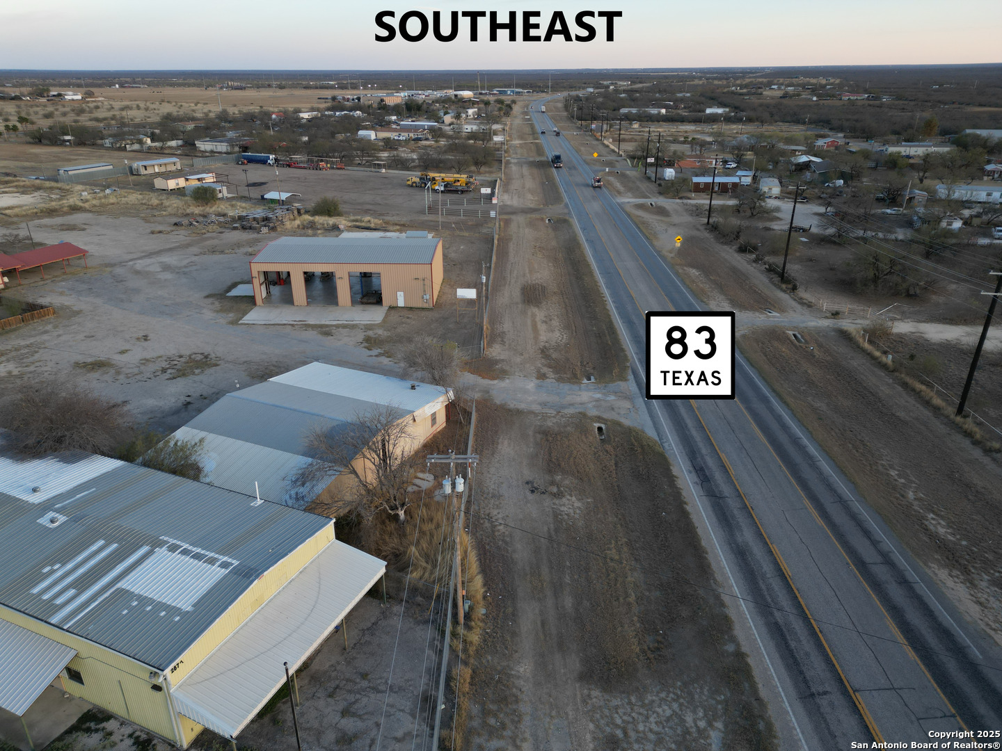 2677 Us Highway 83 Carrizo Springs TX 78834