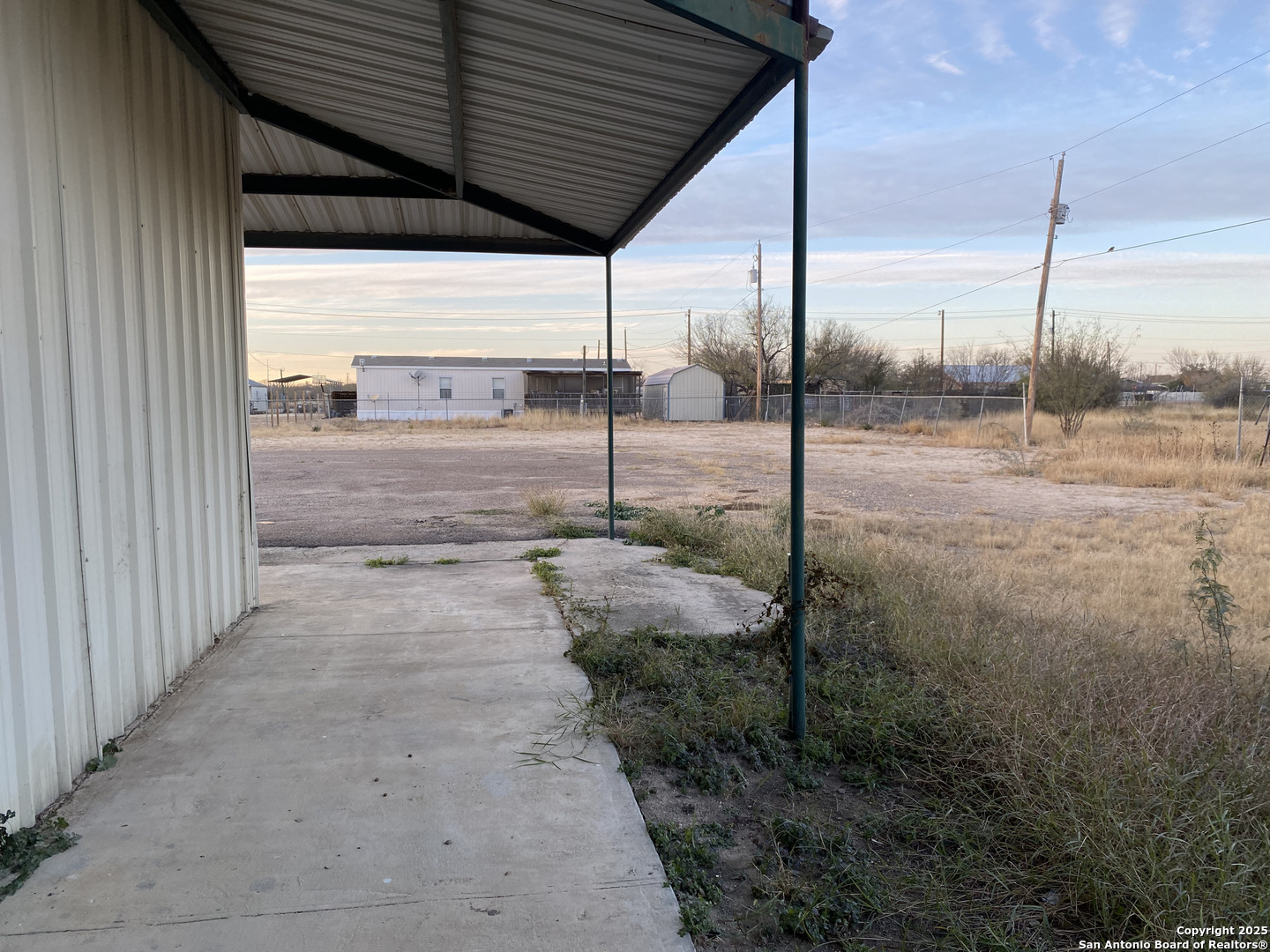 2677 Us Highway 83 Carrizo Springs TX 78834