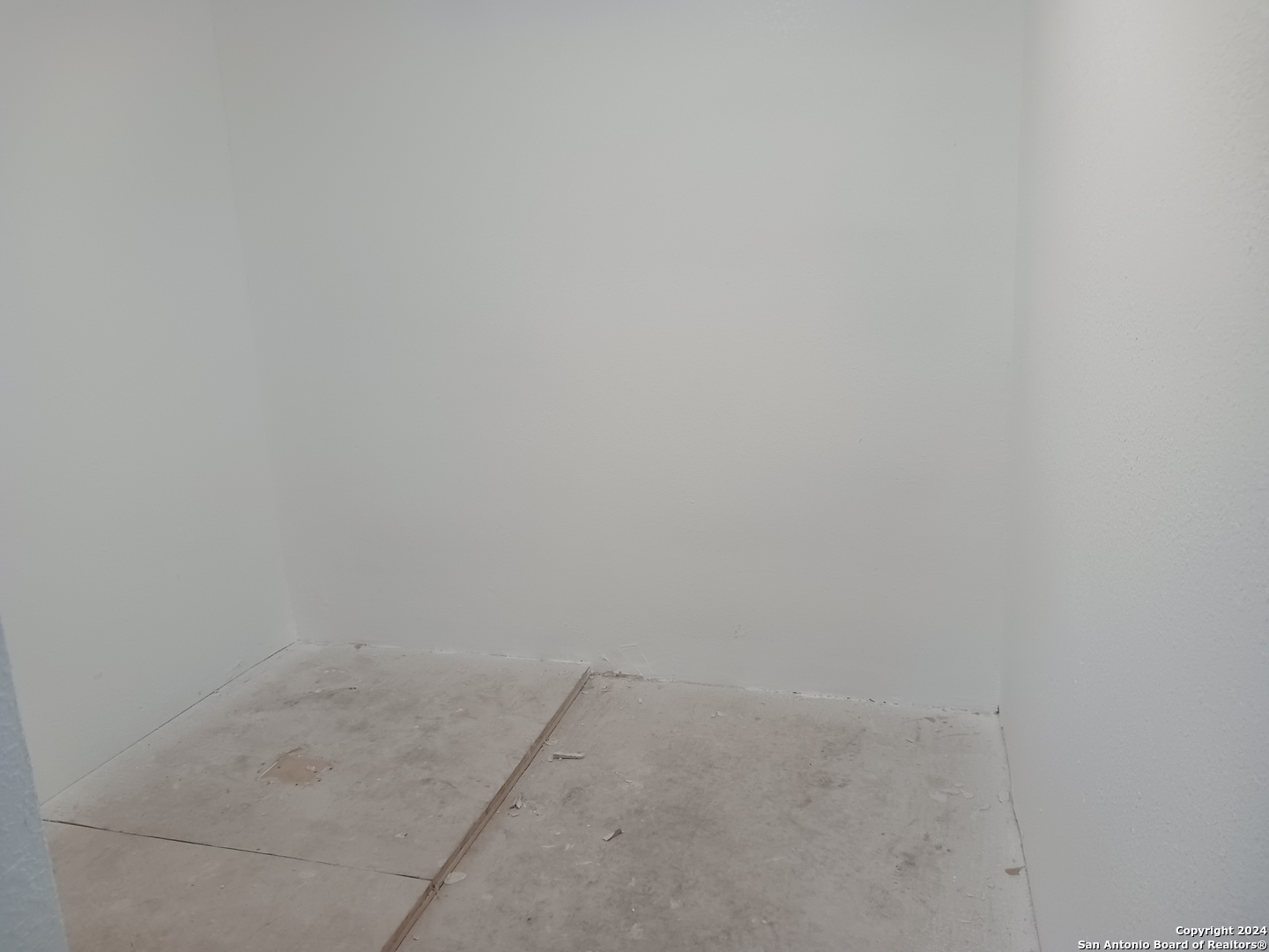 3109 S Flores Street San Antonio TX 78204