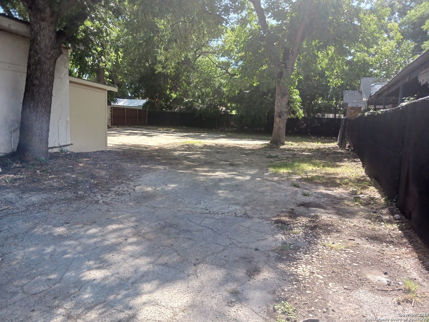 3109 S Flores Street San Antonio TX 78204