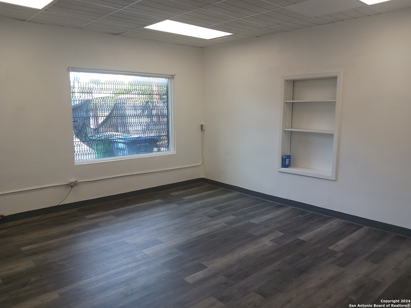 3109 S Flores Street San Antonio TX 78204