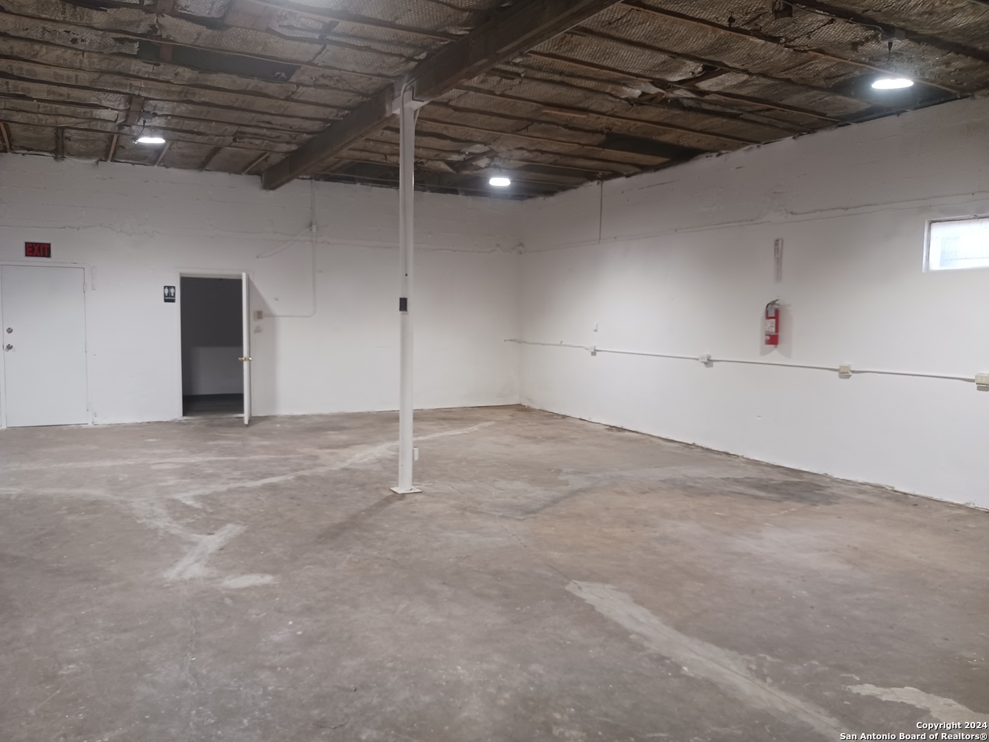 3109 S Flores Street San Antonio TX 78204